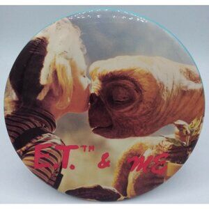 ET Extra Terrestrial Pin Back Button ET & Me Large 6 in 1982 Drew Barrymore